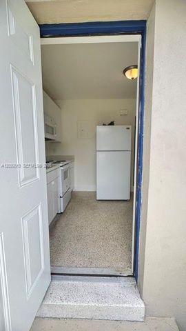 3085 W Flagler Street 3, Miami, FL 33135