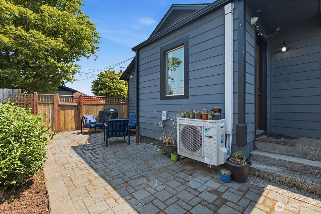Image 26 of property listing at 2106 Madison Street, Shelton, WA 98584
