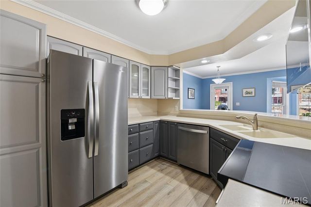 4466 McPherson Avenue 4A, St Louis, MO 63108