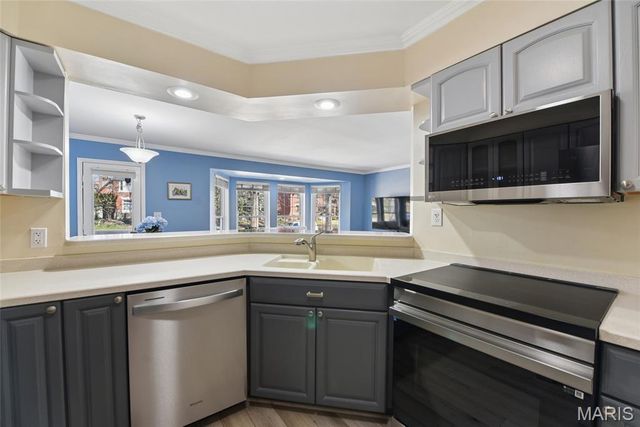 4466 McPherson Avenue 4A, St Louis, MO 63108