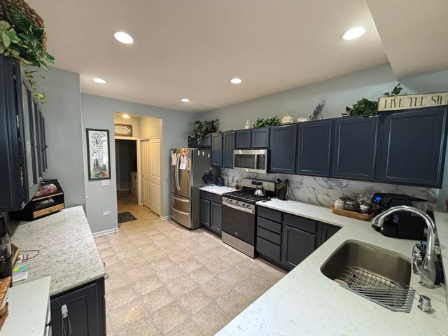 640 Schumann Street, Woodstock, IL 60098