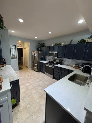 640 Schumann Street, Woodstock, IL 60098