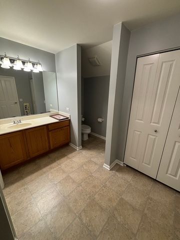 640 Schumann Street, Woodstock, IL 60098