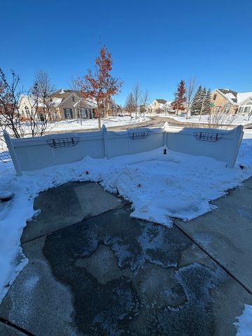 640 Schumann Street, Woodstock, IL 60098