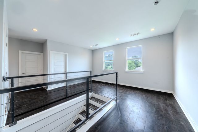 3610 Vilbig Road, Dallas, TX 75212