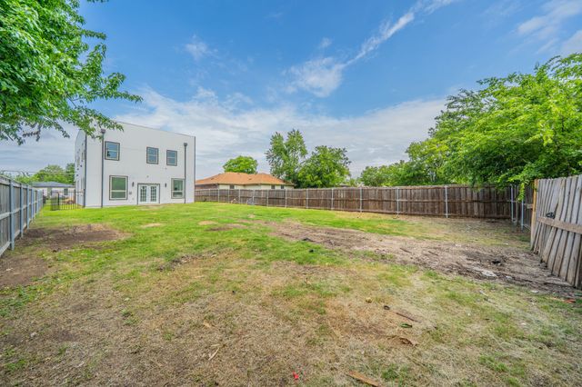 3610 Vilbig Road, Dallas, TX 75212
