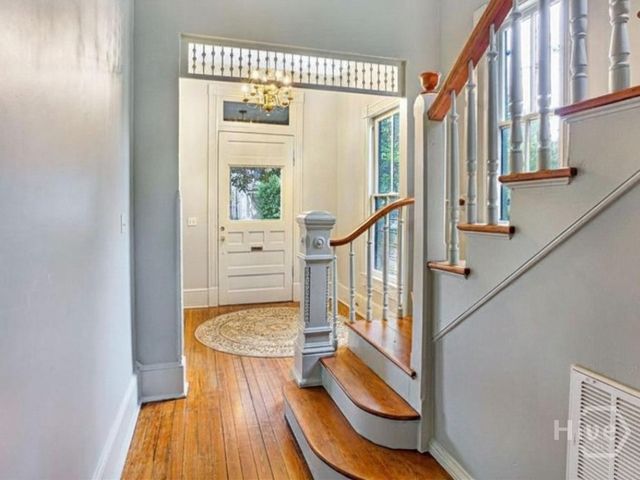 212 W 40th Street, Savannah, GA 31401