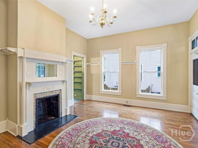 212 W 40th Street, Savannah, GA 31401