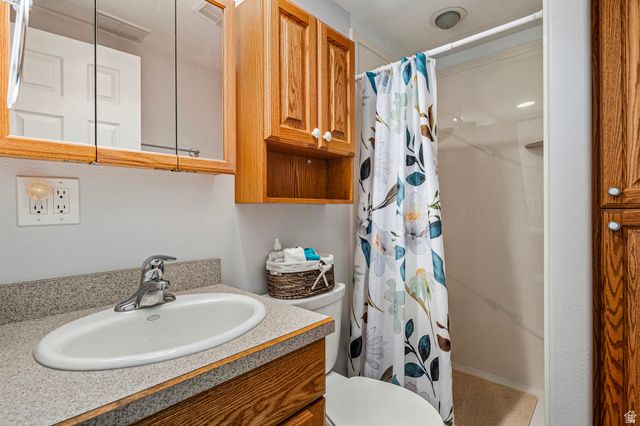 4725 N MULE TRAIN, Enoch, UT 84721