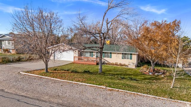 4725 N MULE TRAIN, Enoch, UT 84721