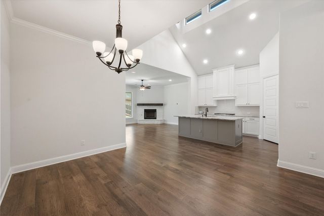 2512 Loxley Drive, Mansfield, TX 76084