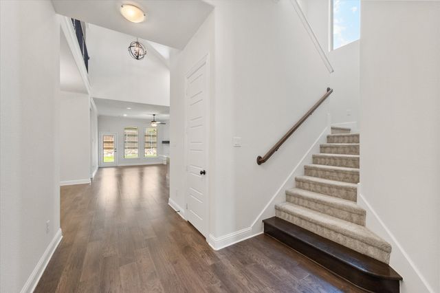 2512 Loxley Drive, Mansfield, TX 76084