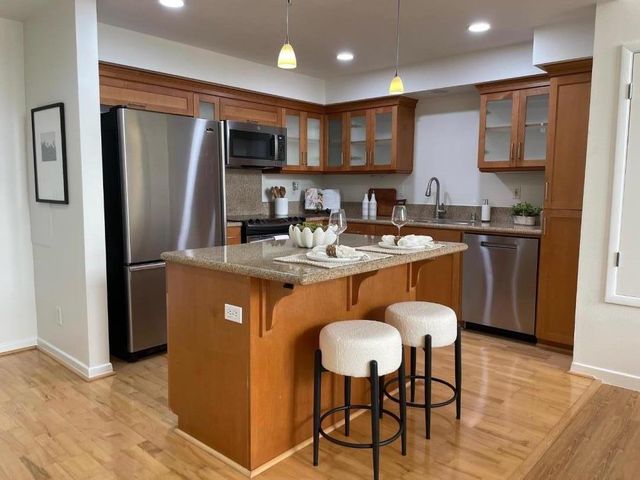 20 Ryland Park Drive 305, San Jose, CA 95110