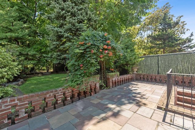 64-23 Alderton Street PH, Rego Park, NY 11374