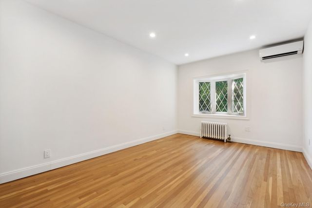 64-23 Alderton Street PH, Rego Park, NY 11374