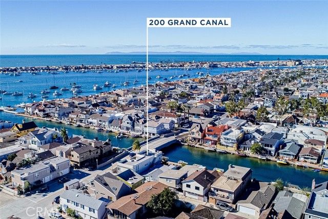 200 Grand Canal, Newport Beach, CA 92662