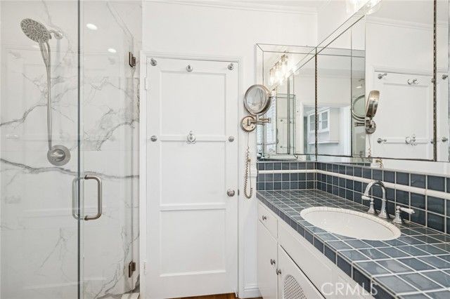 200 Grand Canal, Newport Beach, CA 92662