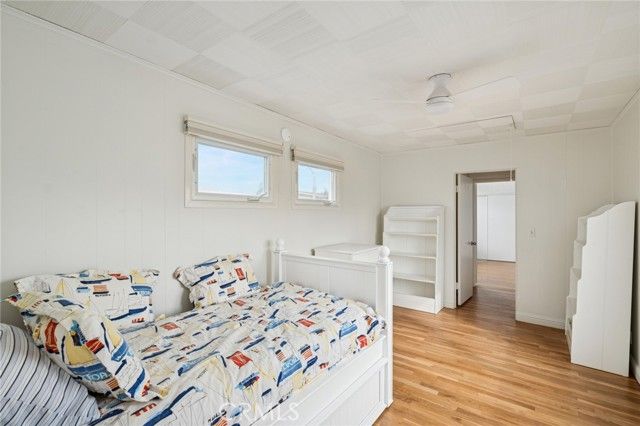 200 Grand Canal, Newport Beach, CA 92662