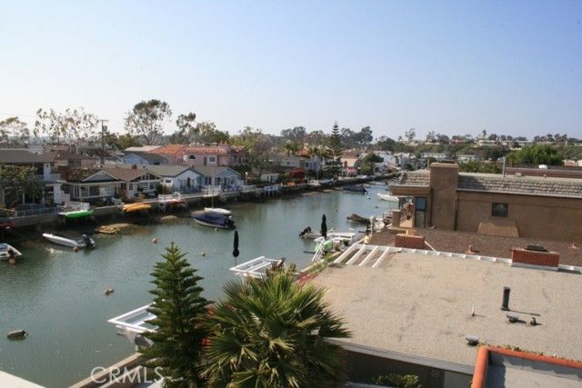 200 Grand Canal, Newport Beach, CA 92662