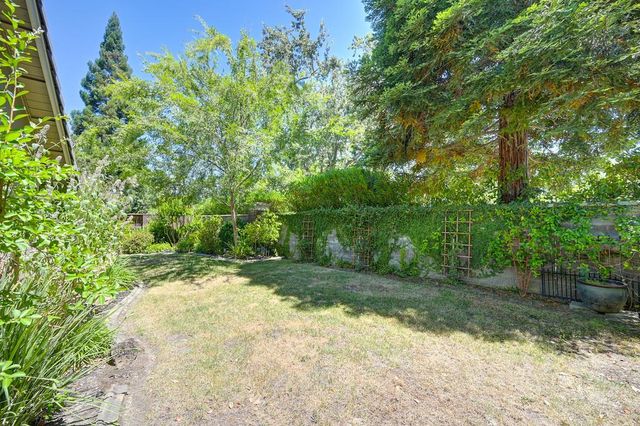 1133 Muirfield Dr, Granite Bay, CA 95746