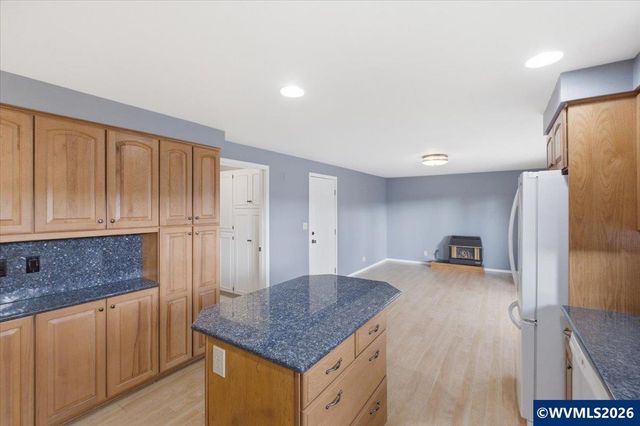 4426 46th Av NE, Salem, OR 97305