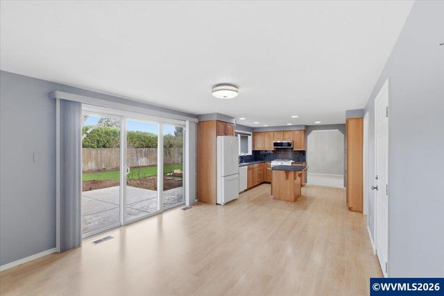 4426 46th Av NE, Salem, OR 97305