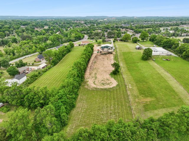 515A Nichols Ln, Gallatin, TN 37066