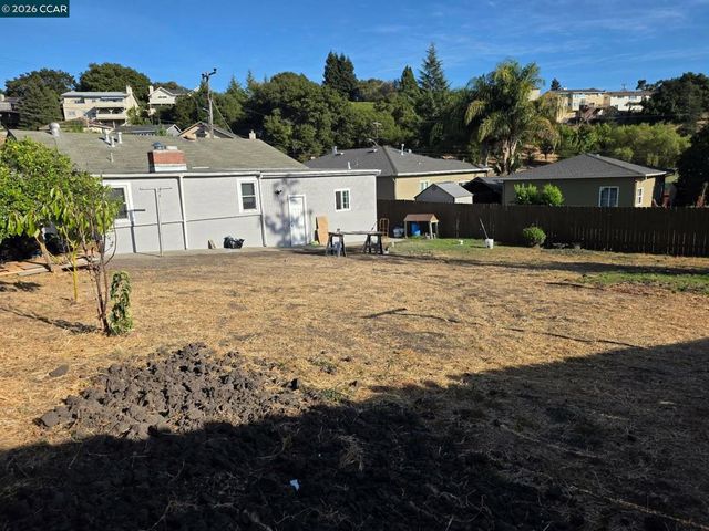608 Sonoma Ave, Rodeo, CA 94572