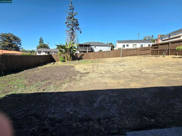 608 Sonoma Ave, Rodeo, CA 94572