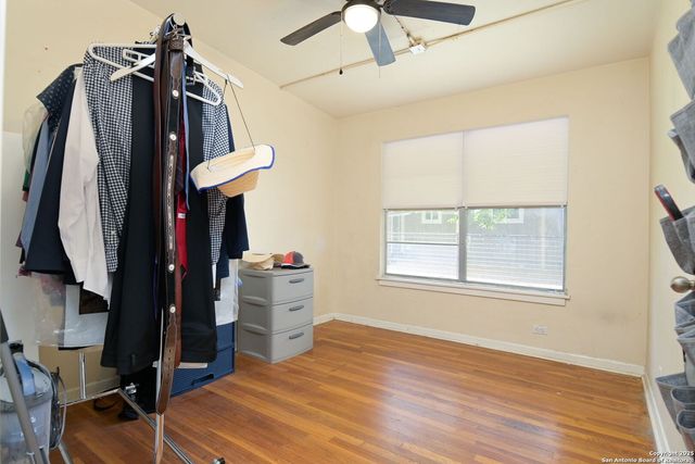 271 Middlebury, San Antonio, TX 78217