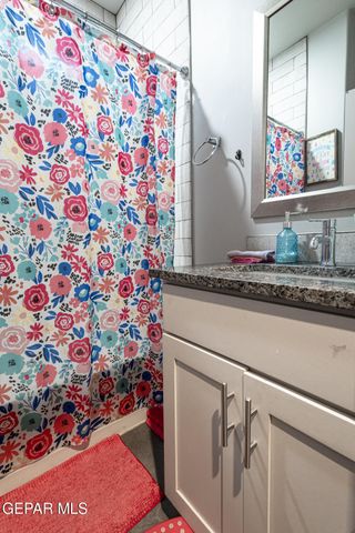 14812 HARRY FLOURNOY Avenue, El Paso, TX 79938