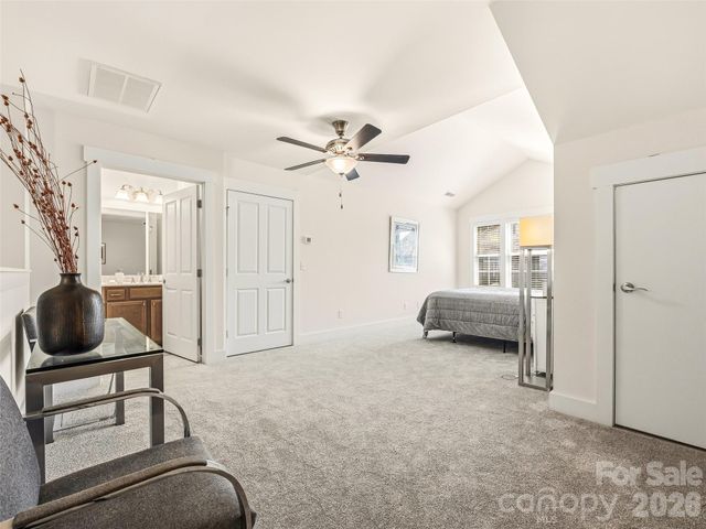 39 Braeburn Way, Flat Rock, NC 28731