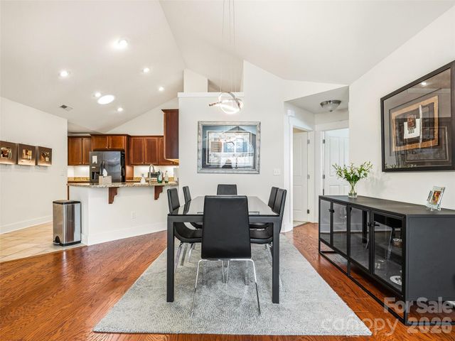 39 Braeburn Way, Flat Rock, NC 28731