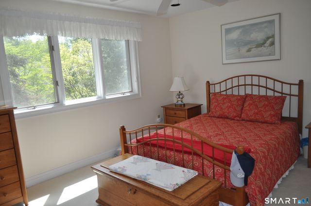 9 Centerbrook Court 9, Avon, CT 06001