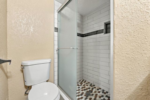 8285 Sunrise Lakes Boulevard 102, Sunrise, FL 33322