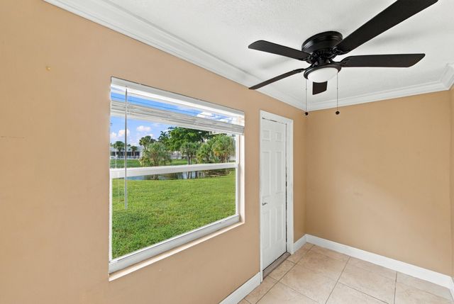 8285 Sunrise Lakes Boulevard 102, Sunrise, FL 33322