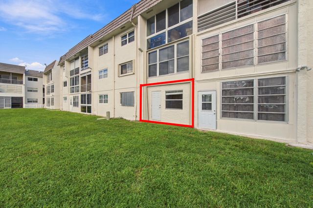 8285 Sunrise Lakes Boulevard 102, Sunrise, FL 33322
