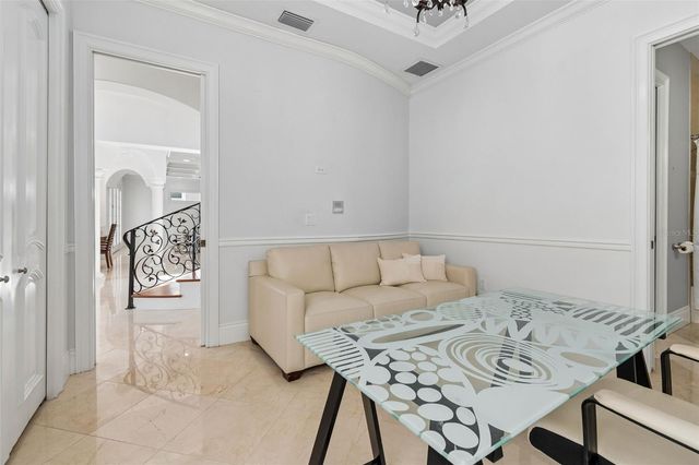 6233 BAYSHORE BOULEVARD, Tampa, FL 33611