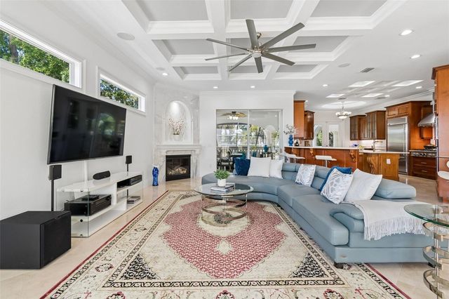 6233 BAYSHORE BOULEVARD, Tampa, FL 33611