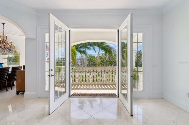 6233 BAYSHORE BOULEVARD, Tampa, FL 33611