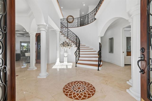 6233 BAYSHORE BOULEVARD, Tampa, FL 33611