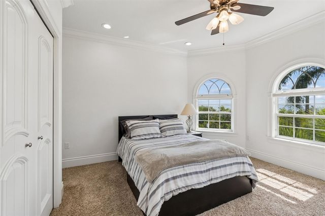 6233 BAYSHORE BOULEVARD, Tampa, FL 33611