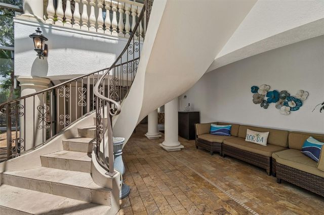 6233 BAYSHORE BOULEVARD, Tampa, FL 33611