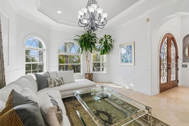 6233 BAYSHORE BOULEVARD, Tampa, FL 33611