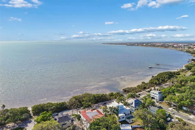 6233 BAYSHORE BOULEVARD, Tampa, FL 33611