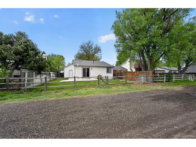 8412 Wheatgrass Cir, Parker, CO 80134