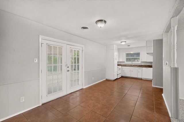 5500 Oak Grove Road, Fort Worth, TX 76134