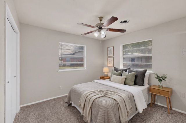 5500 Oak Grove Road, Fort Worth, TX 76134