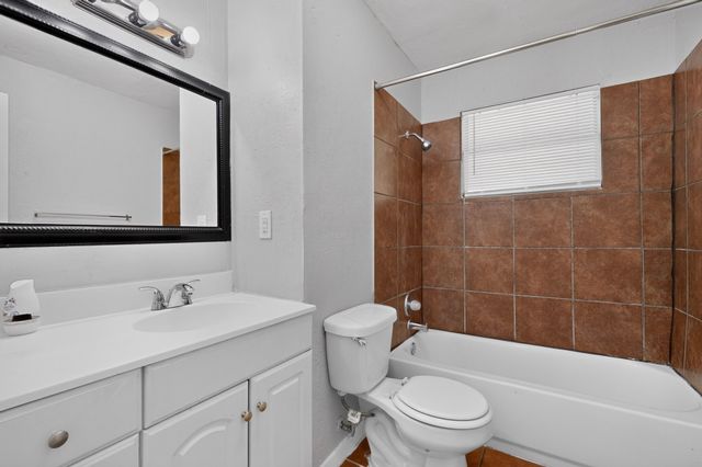 5500 Oak Grove Road, Fort Worth, TX 76134