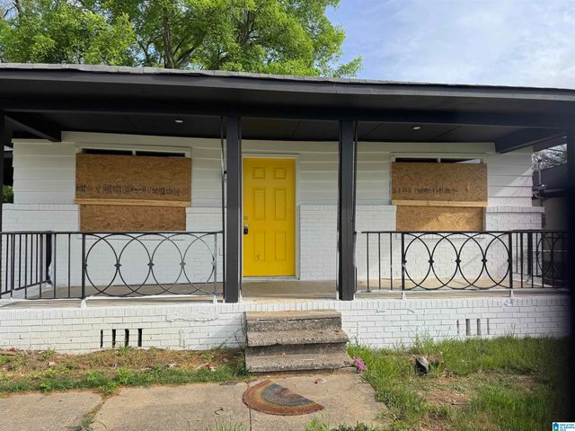 211 BESSEMER AVENUE, Brighton, AL 35020